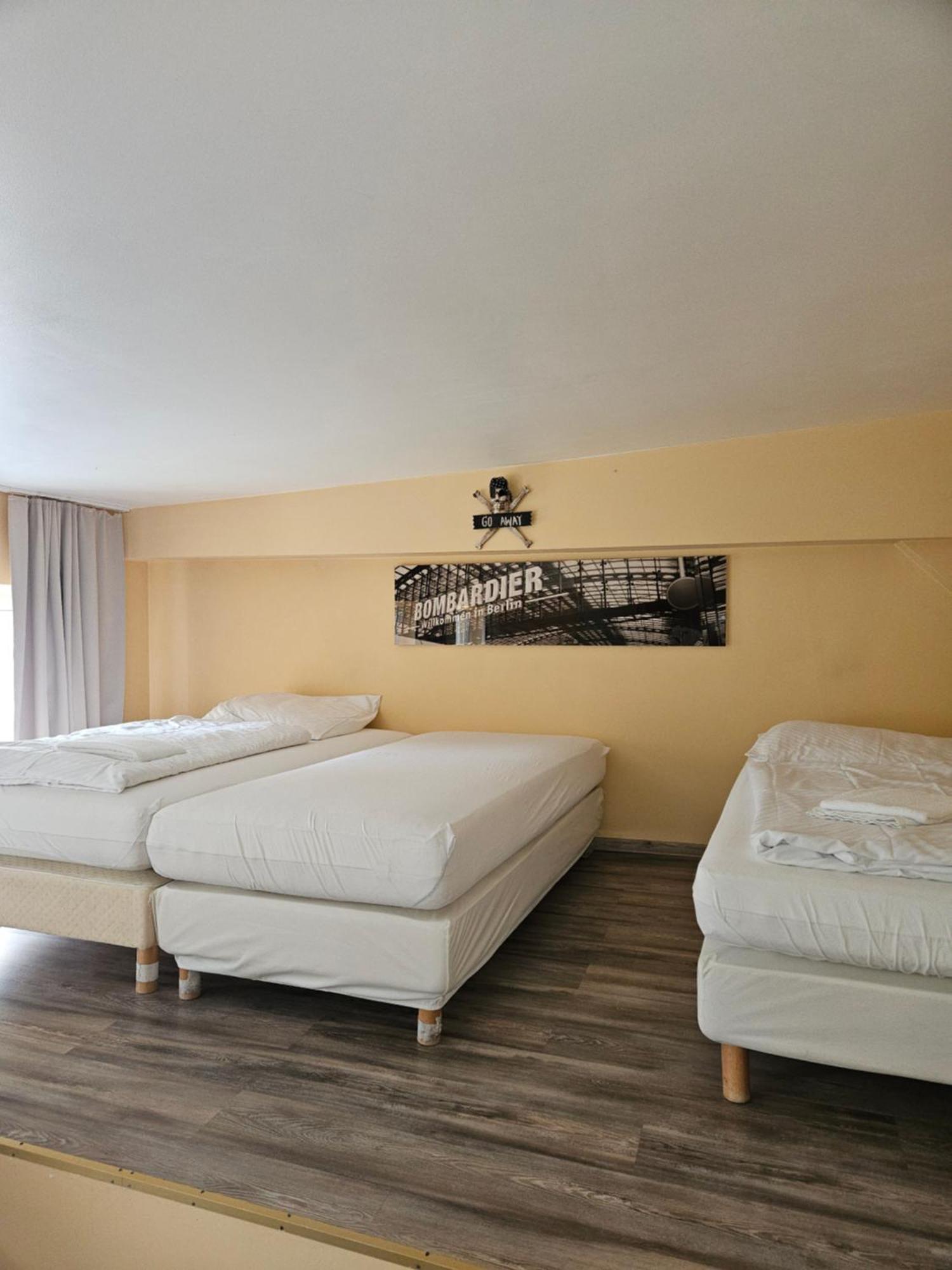 Pension 11 Apartments By Lorenc Berlin Exterior photo