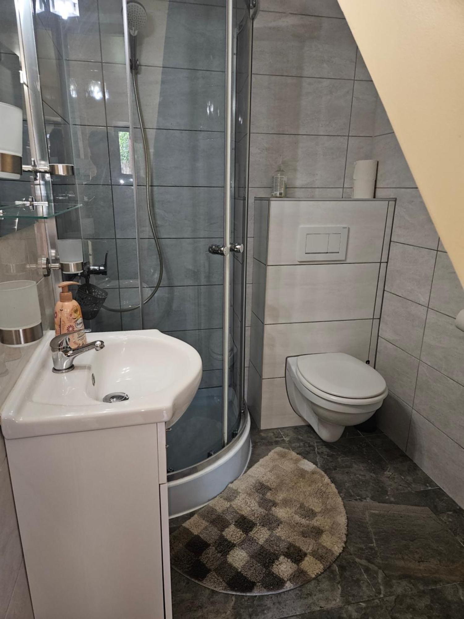 Pension 11 Apartments By Lorenc Berlin Room photo